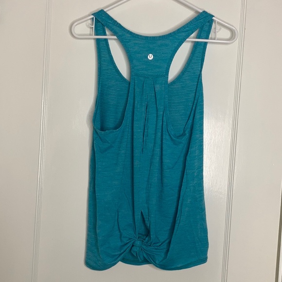Lululemon Slit Back Salute the Sun Turquoise Tank - Picture 9 of 14